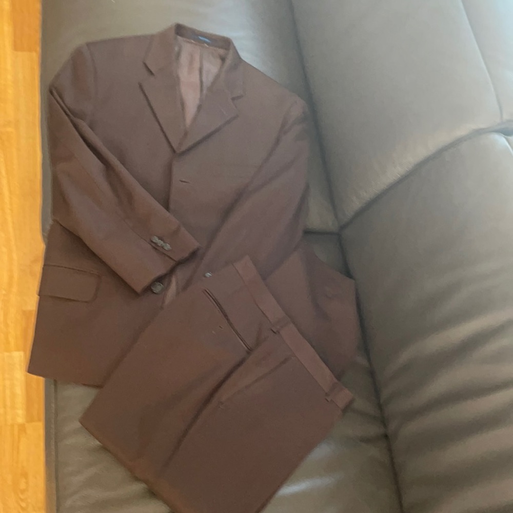 Men suit/gently used